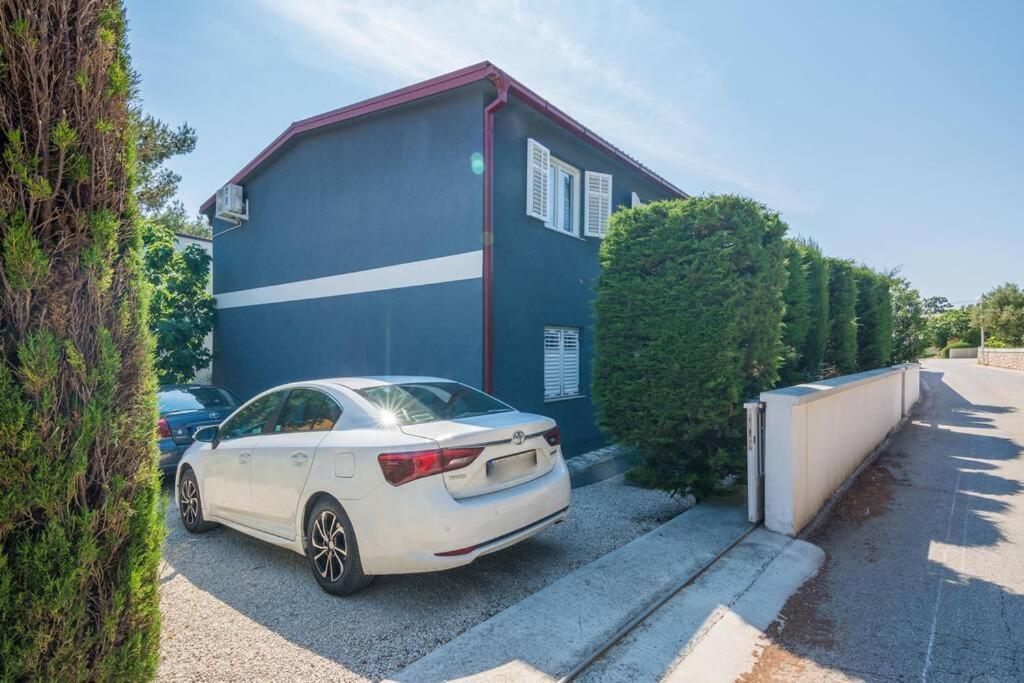 Family Patio Virアパートメント エクステリア 写真